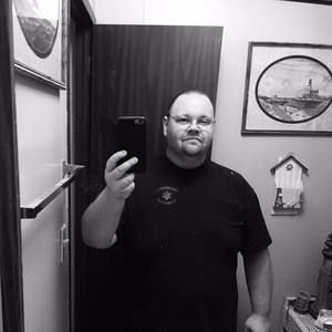 Meet your Posher, Derrick